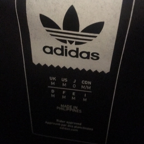 Adidas 3 stripe shirt, like new condition - Picture 2 of 5